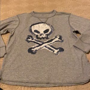 Gap lo a sleeve tee thicker than normal tee